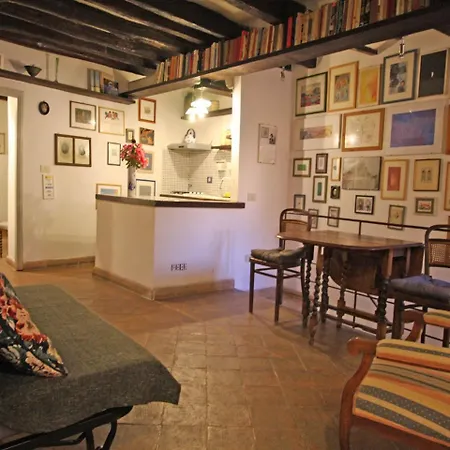 Terrace - Heart Of Trastevere